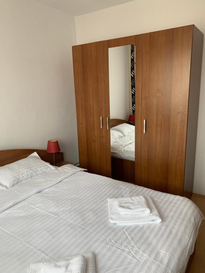 Cazare Medias, Apartament Modern Zewnętrze zdjęcie