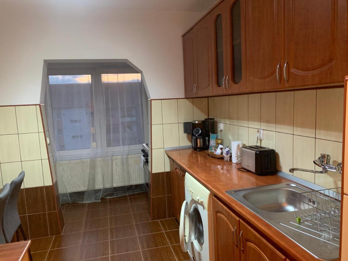 Cazare Medias, Apartament Modern Zewnętrze zdjęcie